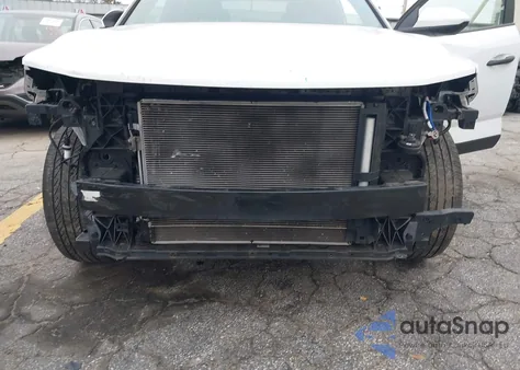 2022 Hyundai Santa Cruz Se z USA, uszkodzony, nr VIN 5NTJA4AE9NH011514